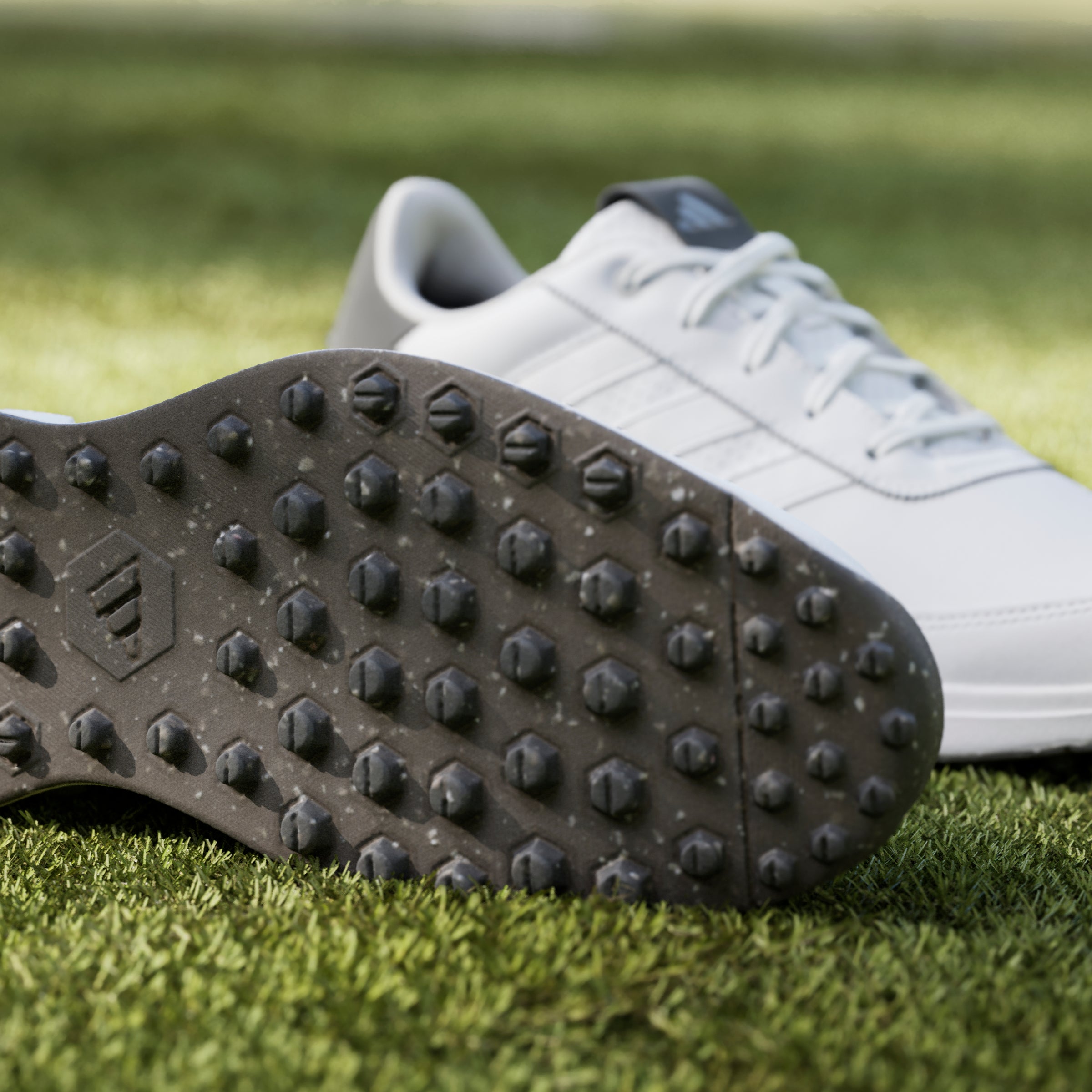 S2G SPIKELESS LEATHER